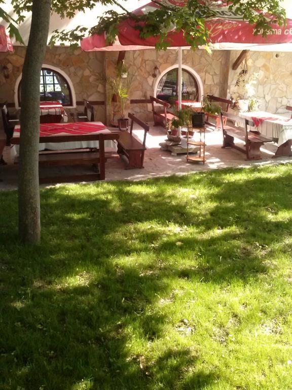 Apartments Rai-Only Adults غولدن ساندز المظهر الخارجي الصورة