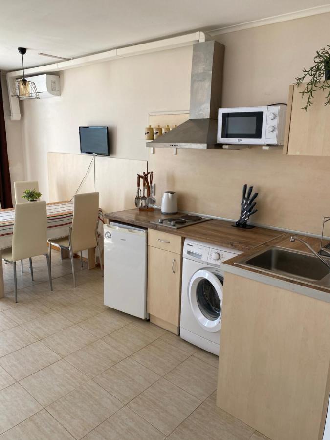 Apartments Rai-Only Adults غولدن ساندز المظهر الخارجي الصورة